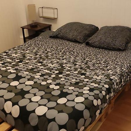 Le Barbatre Apartment Reims Luaran gambar