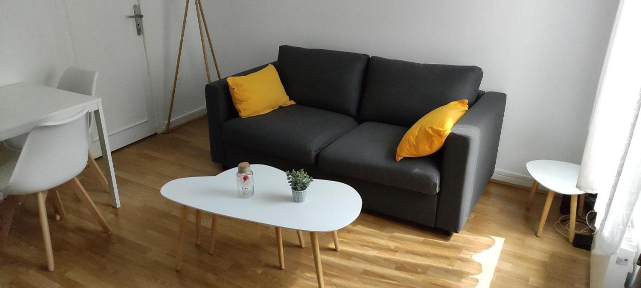 Le Barbatre Apartment Reims Luaran gambar