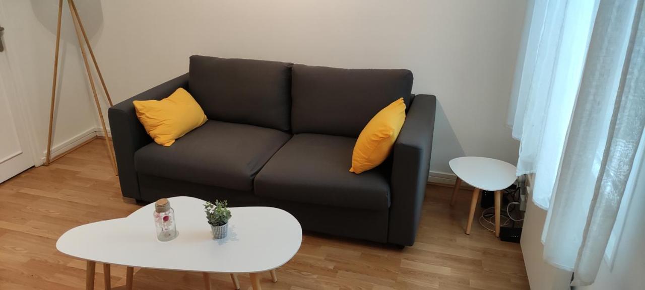 Le Barbatre Apartment Reims Luaran gambar